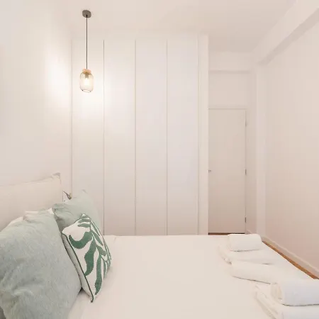 Liv - Comfortable & Stylish Escape In Pagrati *