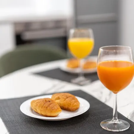 Apartment Liv - Comfortable & Stylish Escape In Pagrati Athens