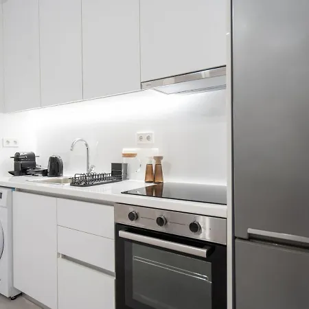Liv - Comfortable & Stylish Escape In Pagrati Apartment Athens